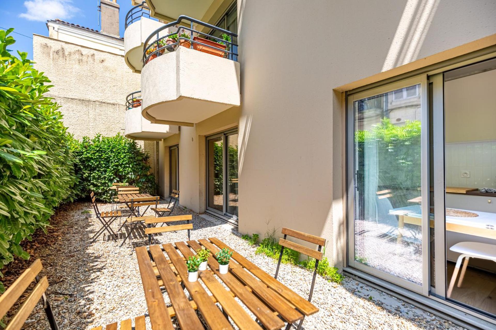 Lavie Maison Balneo Garden Flat Bordeaux Exterior photo
